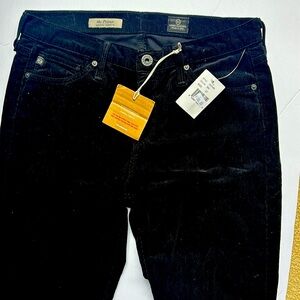 NWT AG size.27. Mid rise cigarette Jean. 15 inches across waist.